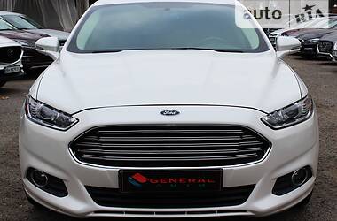 Ford Fusion  2012