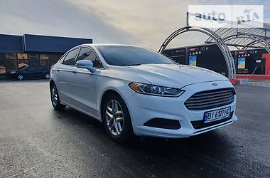 Ford Fusion SE 2013