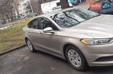 Ford Fusion  2015