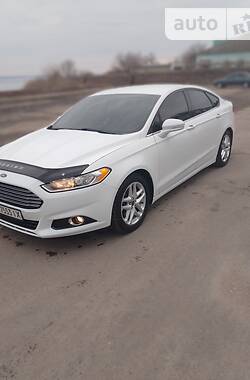 Ford Fusion  2012