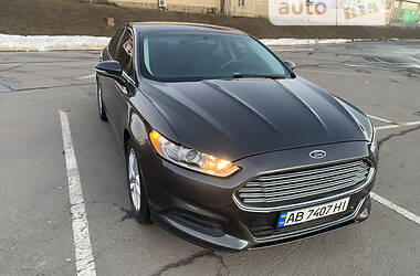 Ford Fusion SE 2015