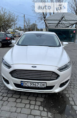 Ford Fusion  2012