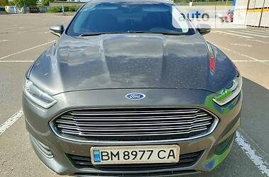 Ford Fusion SE 2016