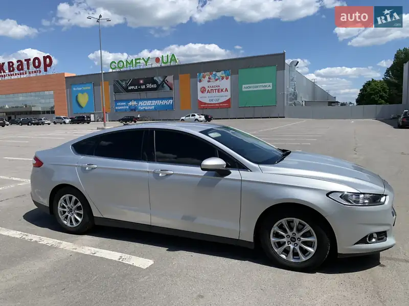 Ford Fusion 2016