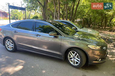 Ford Fusion  2013