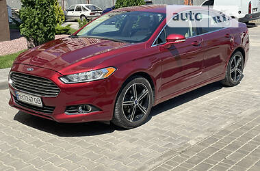 Ford Fusion SE 2013
