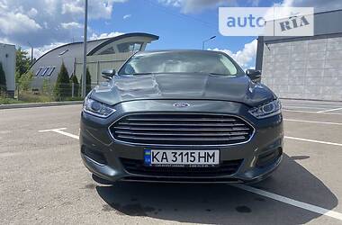 Ford Fusion SE 2.5 2014