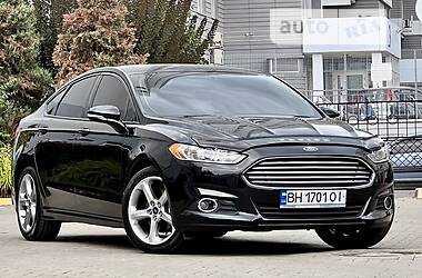 Ford Fusion  2012