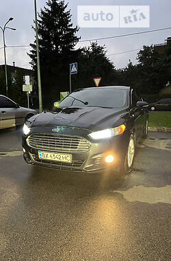 Ford Fusion  2013