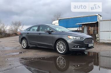 Ford Fusion  2015