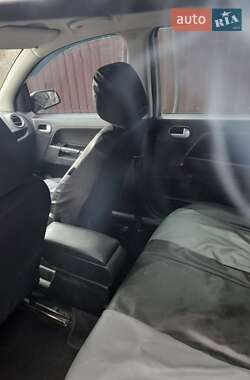 Ford Fusion  2006