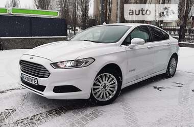 Ford Fusion  2015