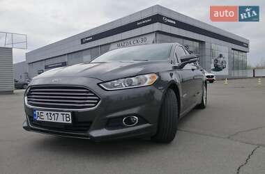 Ford Fusion 2015