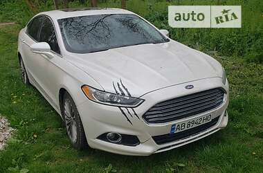 Ford Fusion  2012