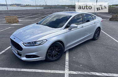 Ford Fusion se 2015