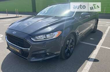 Ford Fusion  2016