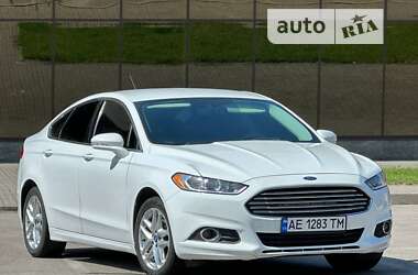 Ford Fusion  2012