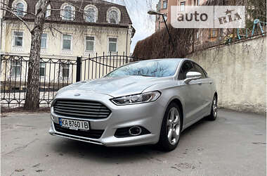 Ford Fusion  2015