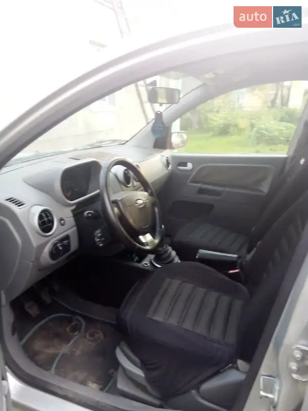 Ford Fusion 2002