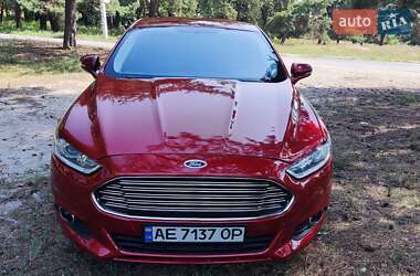 Ford Fusion  2015