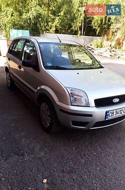 Ford Fusion 2004