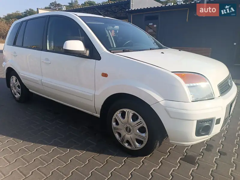 Ford Fusion 2011