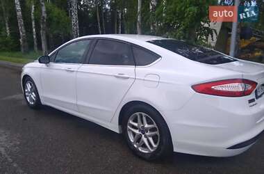 Ford Fusion  2013