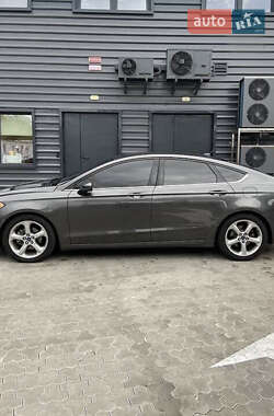 Ford Fusion  2015