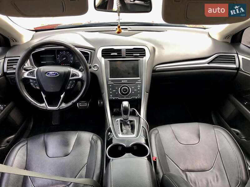 Седан Ford Fusion 2014 в Тячеві