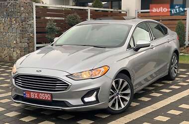 Ford Fusion  2020