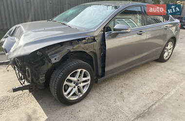 Ford Fusion  2013