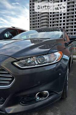 Ford Fusion  2015