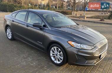 Ford Fusion  2019