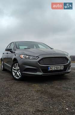 Ford Fusion  2012
