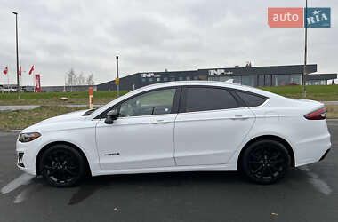 Ford Fusion 2019