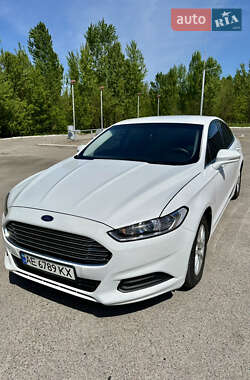 Ford Fusion  2016