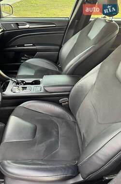 Ford Fusion  2019