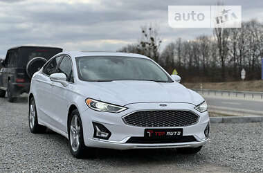 Ford Fusion  2020