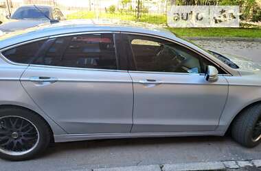 Ford Fusion  2015