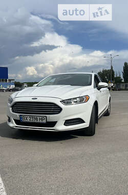 Ford Fusion  2015