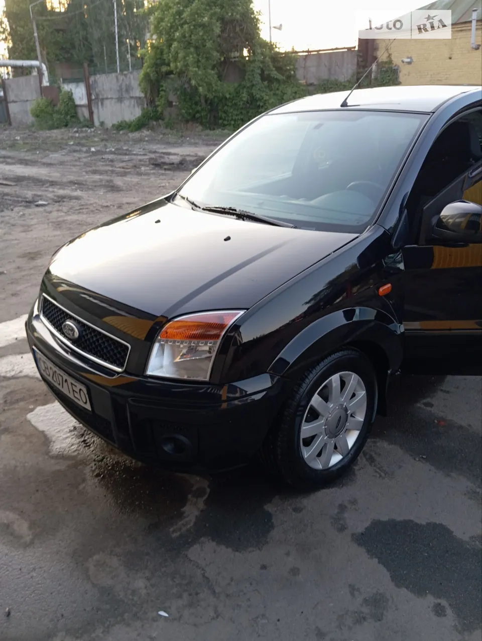 2010 Ford Fusion - фото 1