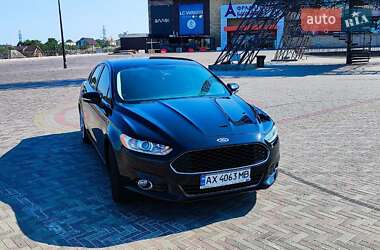 Ford Fusion  2016