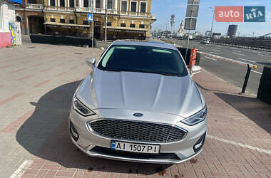 Ford Fusion  2019