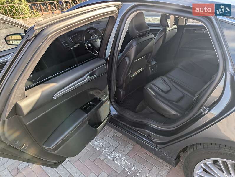 Седан Ford Fusion 2014 в Харькове