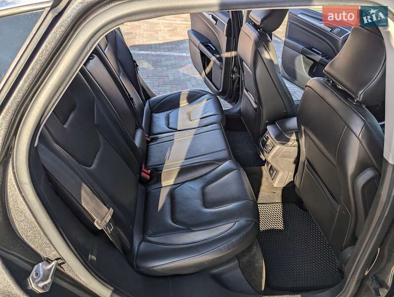 Седан Ford Fusion 2014 в Харькове