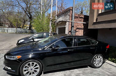 Ford Fusion  2016