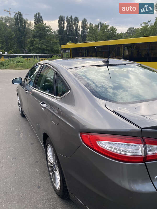 Седан Ford Fusion 2014 в Киеве