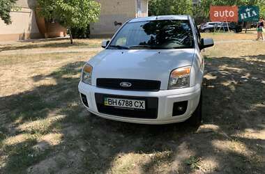 Ford Fusion  2011