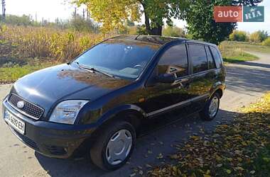 Ford Fusion  2002
