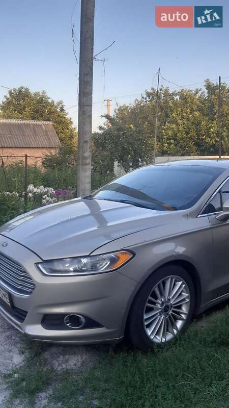 Ford Fusion 2014